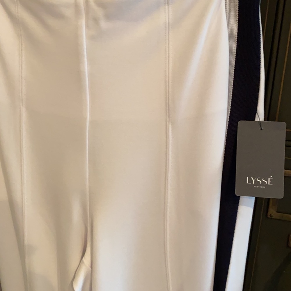 Lysse’ Sporty Pant. Viscose/Nylon/spandex - Picture 2 of 5